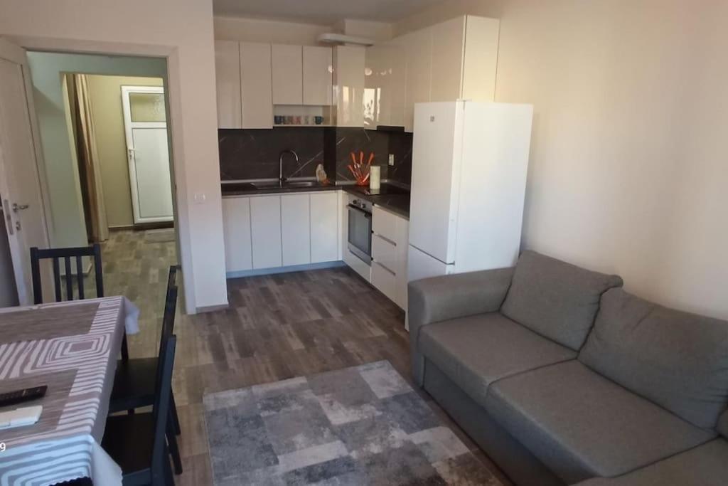Теодора Apartman Rusze Kültér fotó